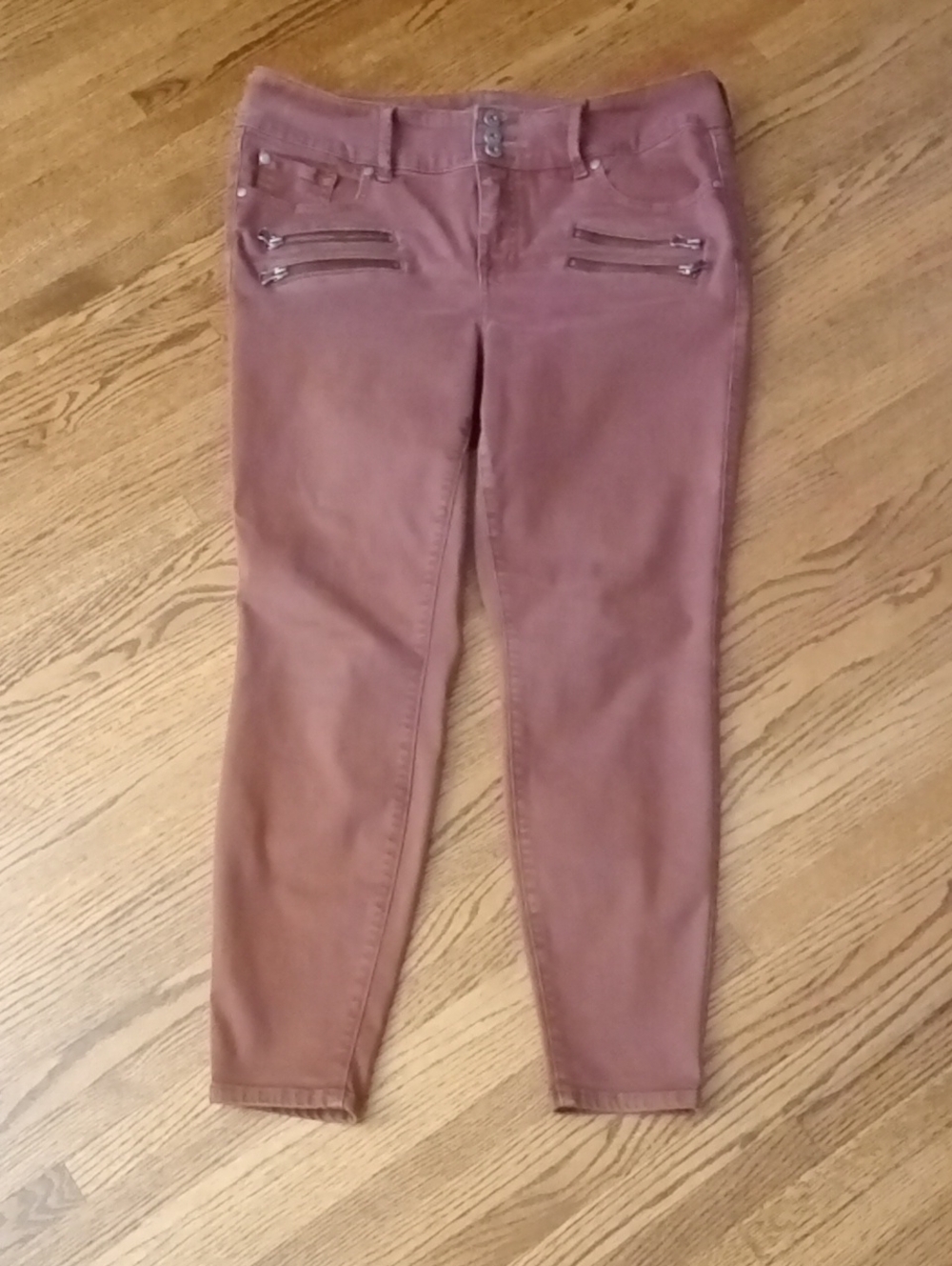 Torrid Dusty Rose Jegging Size 16R W 19" R 11" I 28.5" Stretchy